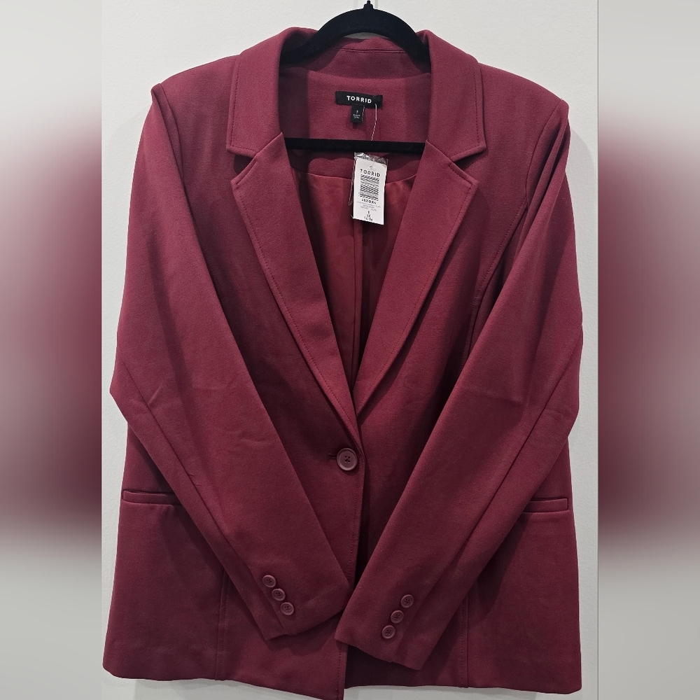 Torrid Women's Chelsea Studio Luxe Ponte silhouette Blazer,Color:New Marron,Sz:1